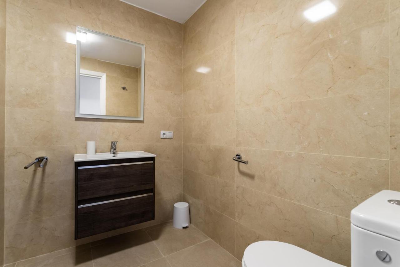 Sur Suites Don Miguel Fuengirola Bagian luar foto